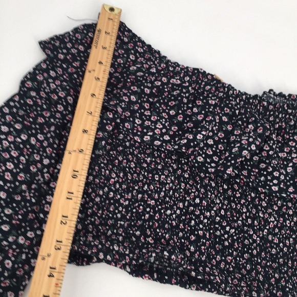 LA Hearts Off The Shoulders Floral Print Cropped Top Bell Sleeve Large Black L - Picture 6 of 6